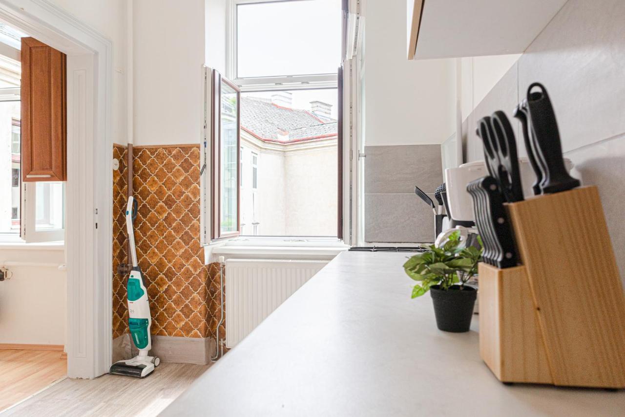 Pleasing 2Br Apt. Akh-Perfect For Groups Wien Exterior foto