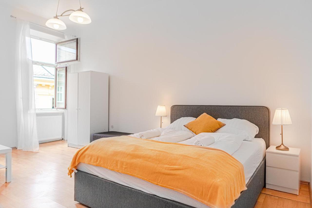 Pleasing 2Br Apt. Akh-Perfect For Groups Wien Exterior foto