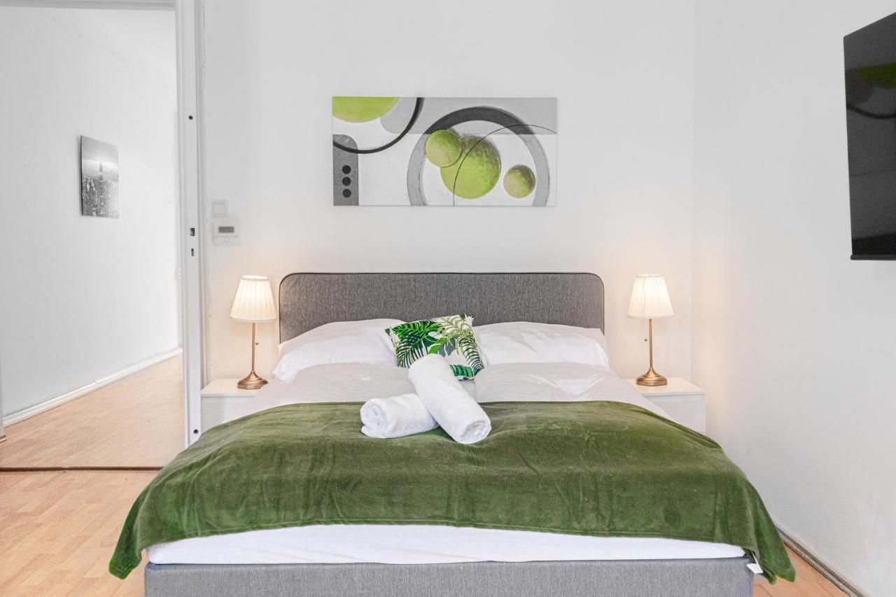Pleasing 2Br Apt. Akh-Perfect For Groups Wien Exterior foto