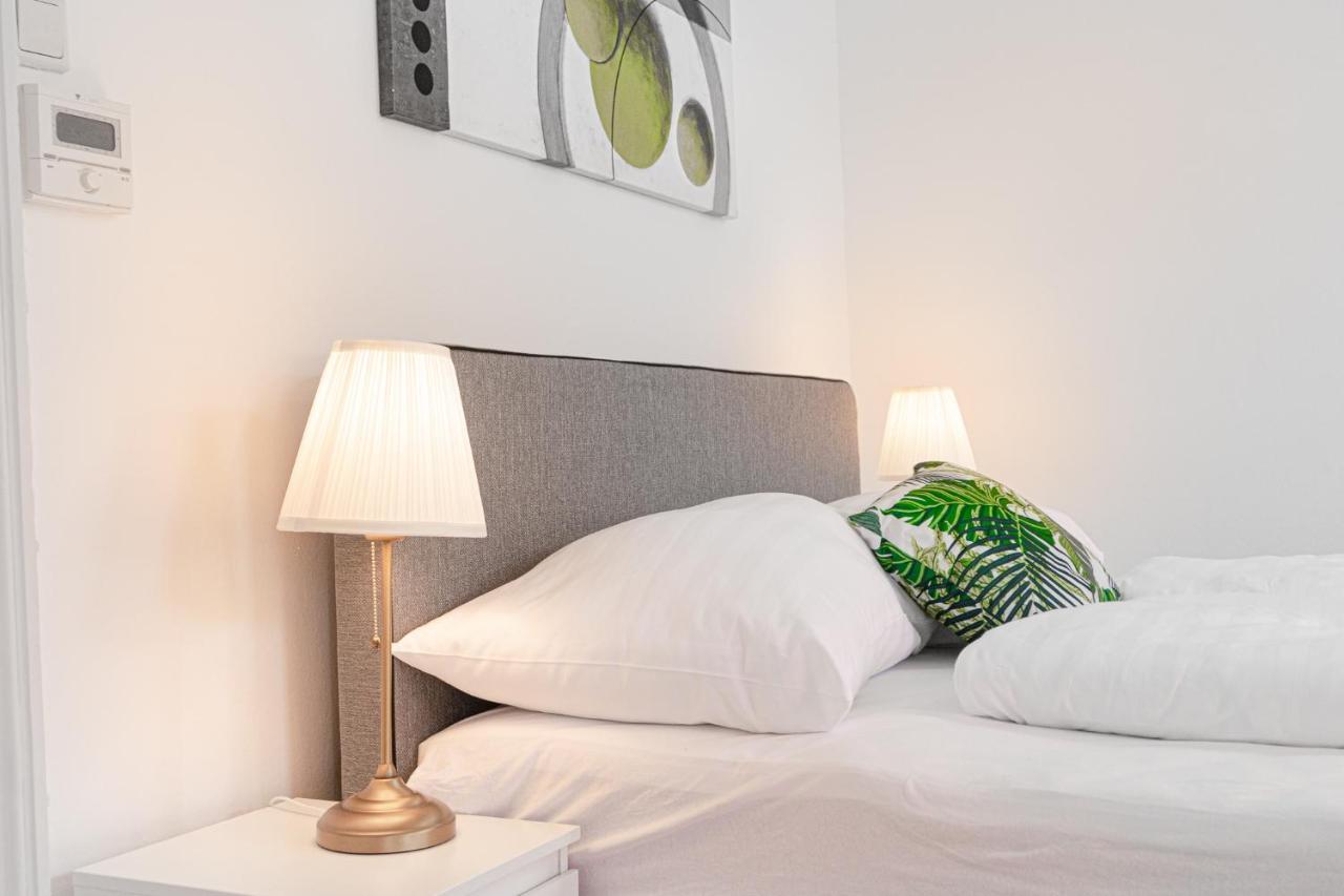 Pleasing 2Br Apt. Akh-Perfect For Groups Wien Exterior foto